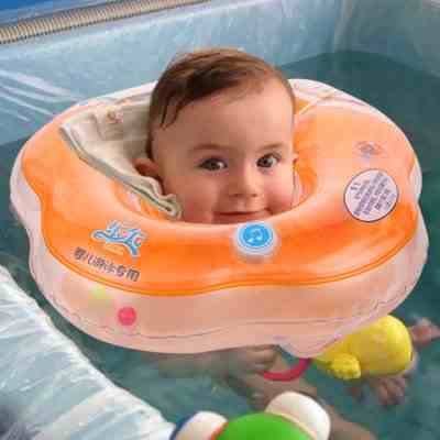 小婴儿可以游泳吗-婴儿多大可以游泳最合适-婴儿游泳的好处与弊端-第2张图片