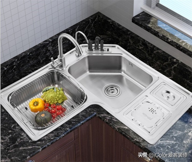 厨房用单水槽好还是双水槽好（双水槽和单水槽哪个比较实用）-第7张图片