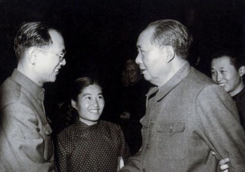 美国总统尼克松访华是哪一年（1971年中美建交尼克松访华发表了什么）-第7张图片