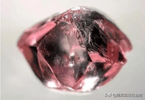 如何鉴定钻石原石的真假（天然钻石原石的价格是多少）-第13张图片