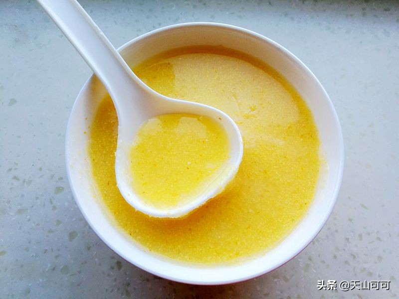 玉米糁冷水下锅还是热水下锅（玉米粥怎么熬才好喝）-第1张图片
