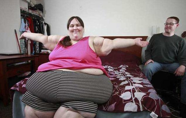全世界最胖的人是多少斤（全球最胖长什么样的图片）-第31张图片