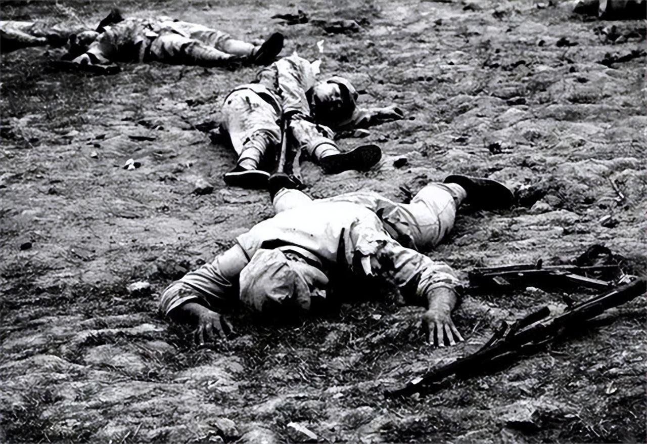 1937年，周恩来在延安遇刺，11名警卫壮烈牺牲，到底谁如此大胆？-第9张图片