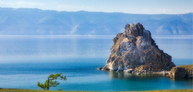 世界最大的淡水湖是什么湖（贝加尔湖是面积最大湖泊）-第3张图片