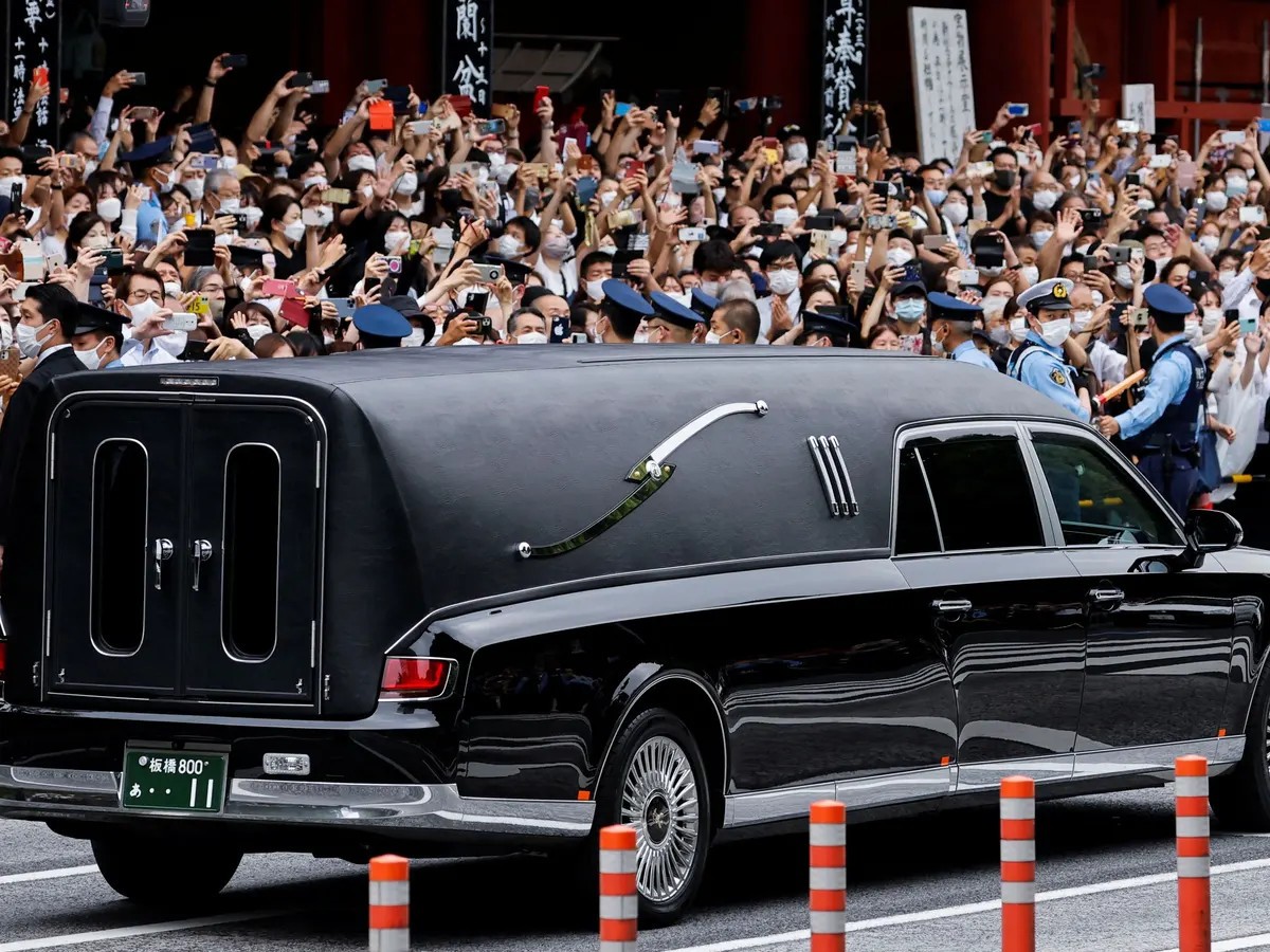 日本国葬要花多少钱,安倍葬礼谁参加邀请了哪个国家？-第2张图片