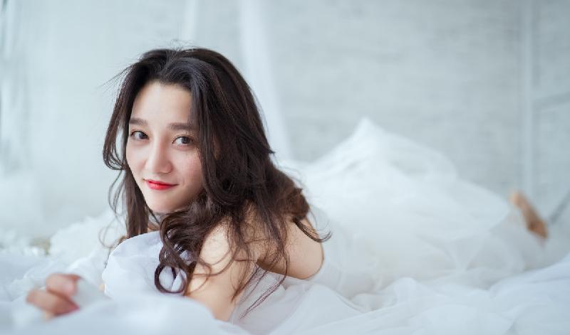 男人对得不到的已婚女人（男人面对有感觉的已婚女人态度）-第2张图片
