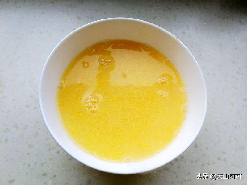玉米糁冷水下锅还是热水下锅（玉米粥怎么熬才好喝）-第7张图片
