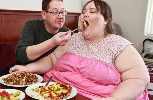 全世界最胖的人是多少斤（全球最胖长什么样的图片）-第33张图片