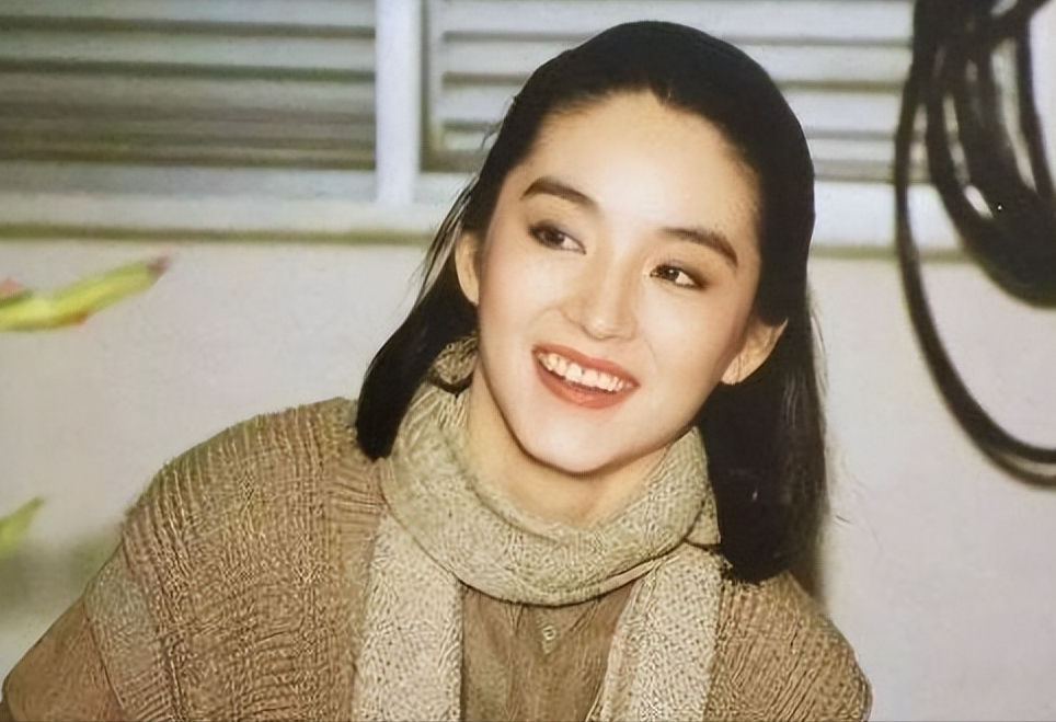 1990年林青霞与河南农村的亲姐相认，对方一贫如洗，却拒绝她帮助-第18张图片