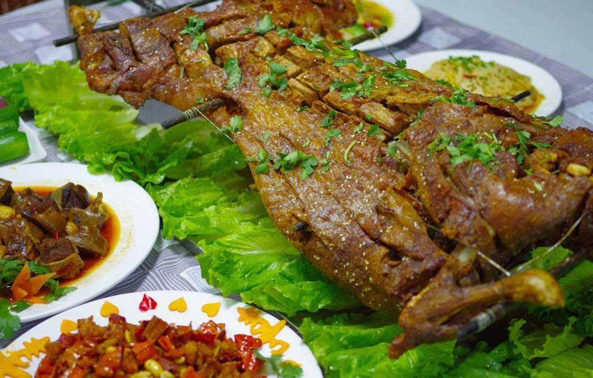 新疆的特色美食有哪些（新疆最地道的10道美食盘点介绍）-第5张图片