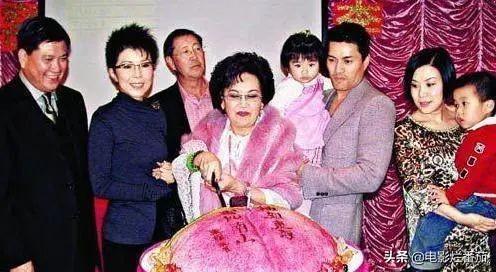 香港已经逝世明星(2021年去世的香港演艺圈艺人)-第6张图片 香港已经逝世明星(2021年去世的香港演艺圈艺人)-第6张图片
