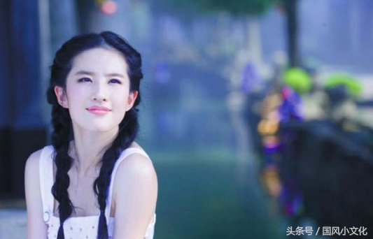 小龙女为什么会掉下悬崖(小龙女为什么要跳悬崖)-第1张图片 小龙女为什么会掉下悬崖(小龙女为什么要跳悬崖)-第1张图片