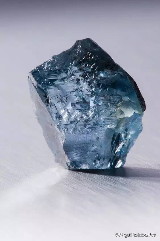 如何鉴定钻石原石的真假（天然钻石原石的价格是多少）-第7张图片