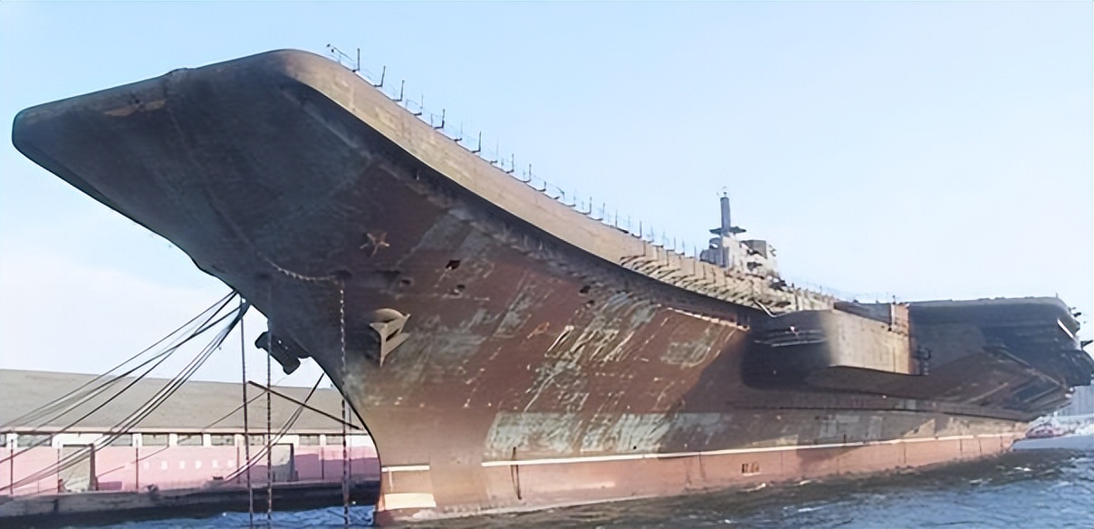 中国花了3000万美元买了一艘废船，让西方从幸灾乐祸到后悔都感到惊讶-第4张图片