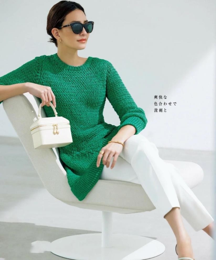 黑黄皮肤穿什么颜色衣服显白（推荐几个适合黄黑皮的衣服）-第1张图片