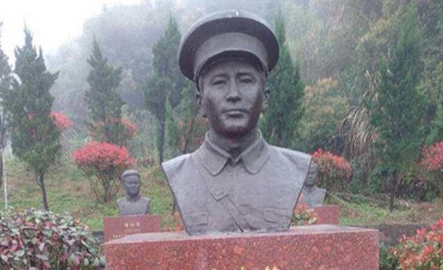 十大英雄烈士人物事迹（中国著名革命先烈人物介绍）-第2张图片