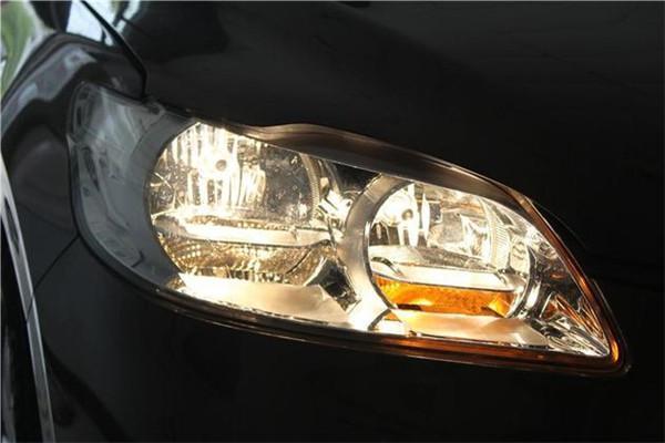 汽车卤素大灯和led灯哪个比较好（怎么选择车灯更合适）-第3张图片