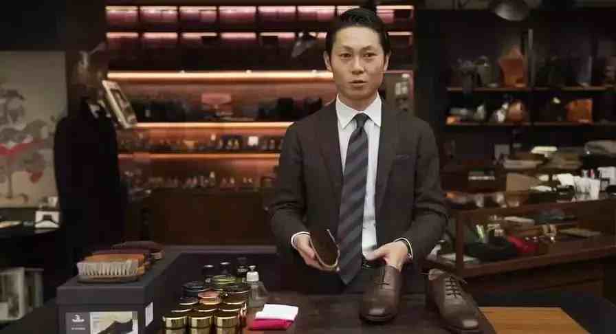 皮鞋怎么保养（如何打理一双好的皮鞋）-第3张图片