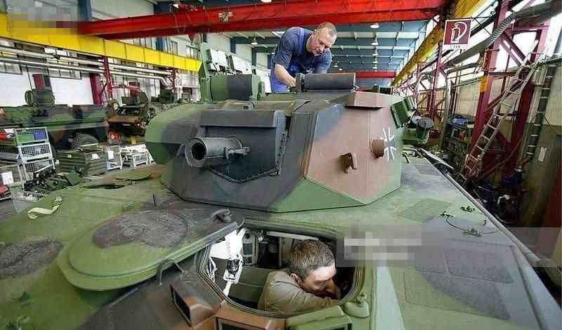 坦克是哪个国家发明的（发明坦克的国家，居然造不出坦克了）-第3张图片