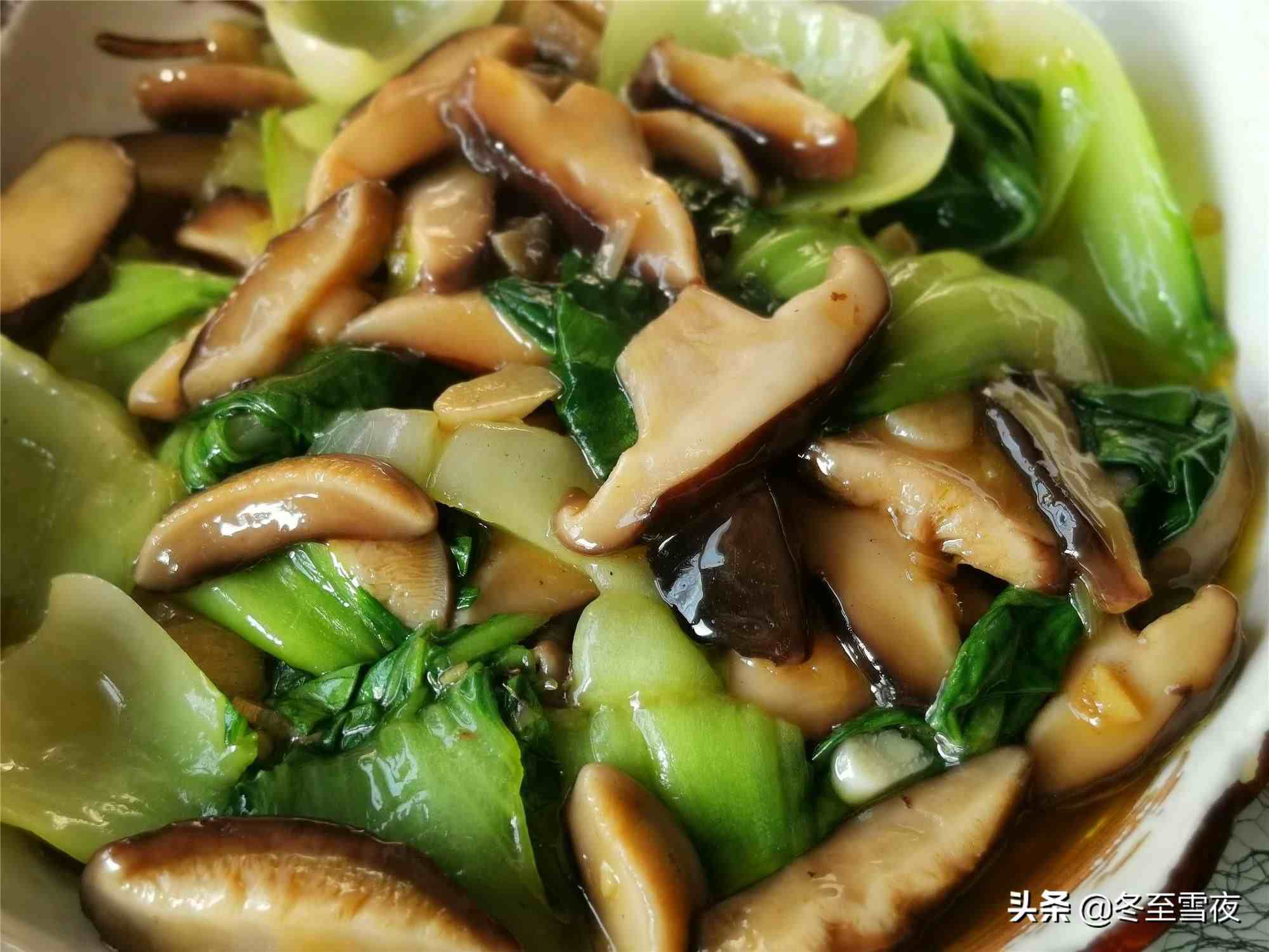 香菇油菜怎么做（油菜和香菇天生是一对）-第2张图片