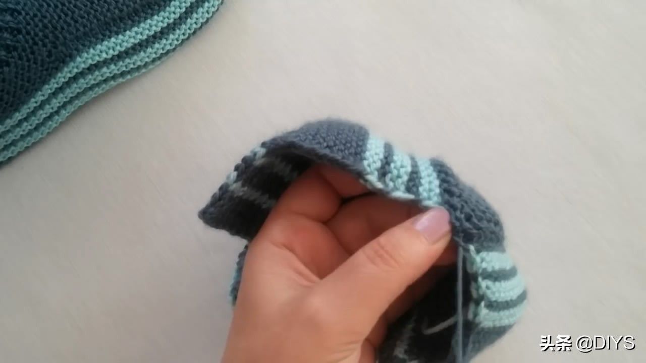 袜套怎么织（看看如何用环形针编袜套，简单易学）-第11张图片