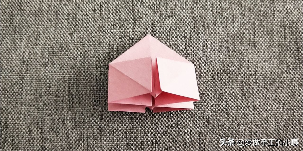 简单玫瑰花的折法（最简单的玫瑰花折纸教程）-第12张图片