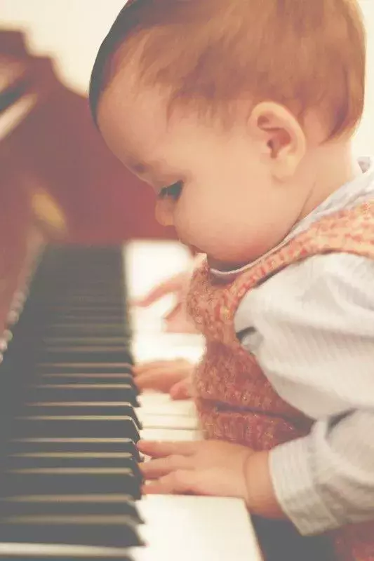 儿童钢琴启蒙（立刻搞定孩子的钢琴启蒙！）-第5张图片