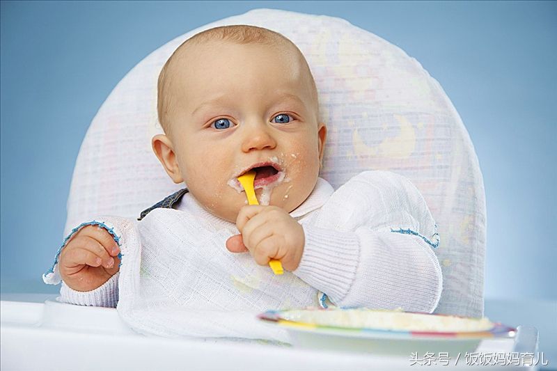 五个月宝宝辅食添加（5个月宝宝的喂养方法）-第1张图片