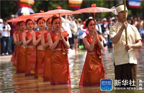 泼水节是哪个民族的（为什么要过泼水节呢）-第1张图片