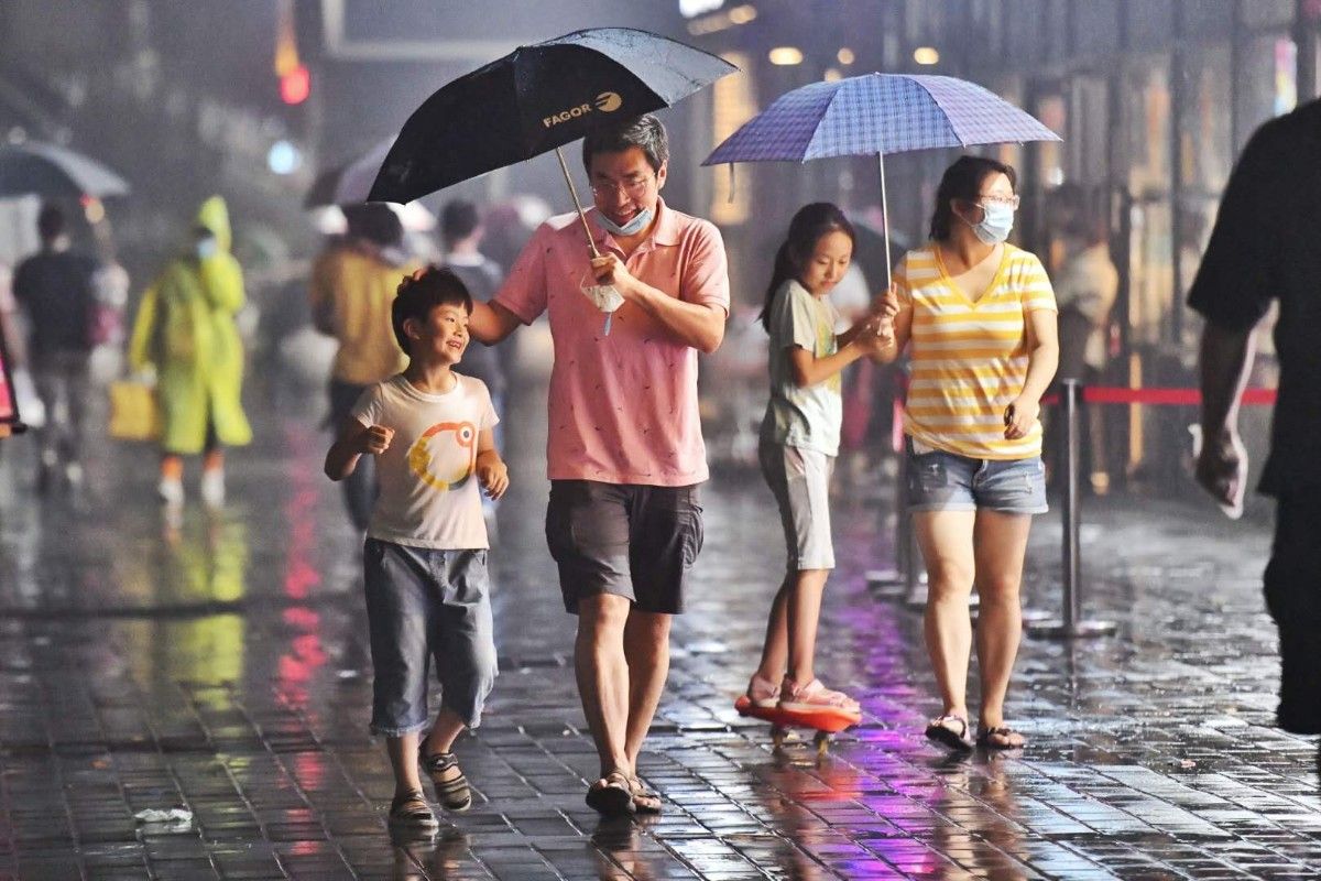 北京的雨（多图直击！北京的这场雨，来了）-第10张图片