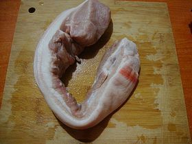 干豆角炖肉简单又好吃的做法（干豆角红烧肉的做法）-第2张图片