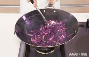紫色大头菜的做法（紫包菜最好吃的做法，一盘不够吃）-第10张图片