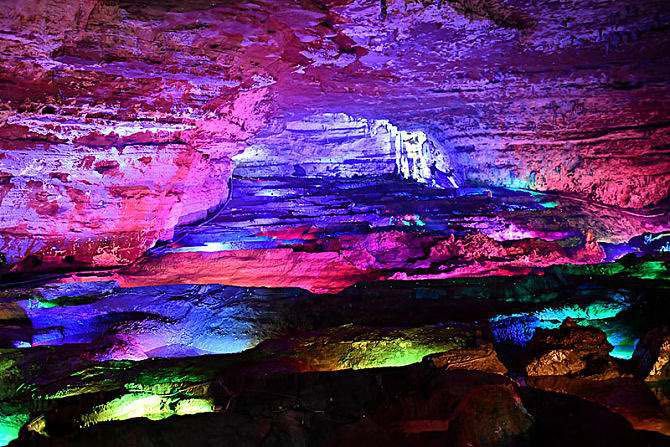贵州发现世界最大溶洞（世界“最大”的溶洞在贵州）-第3张图片