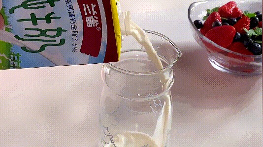牛奶什么时候喝（什么时候是喝牛奶的最佳时间？）-第6张图片