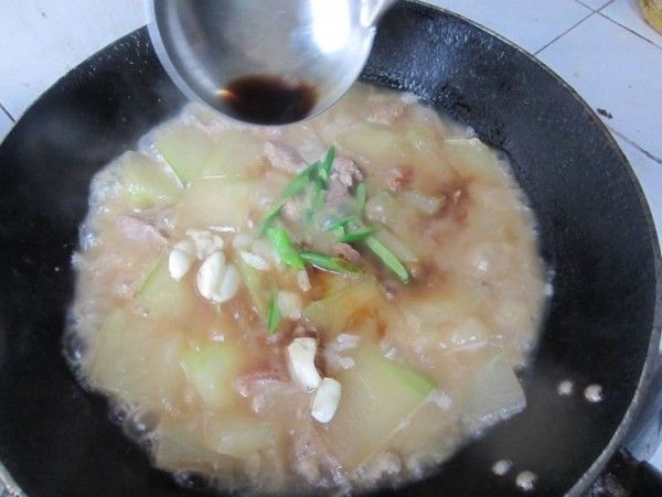 冬瓜炖肉做法（冬瓜炖肉的家常做法）-第8张图片